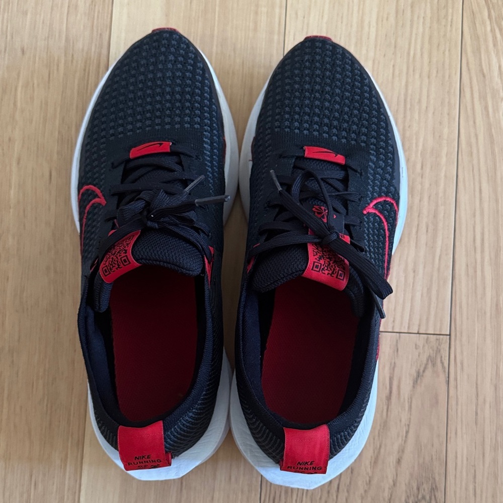 Nike Interact Run Men’s Running Shoes Size 9